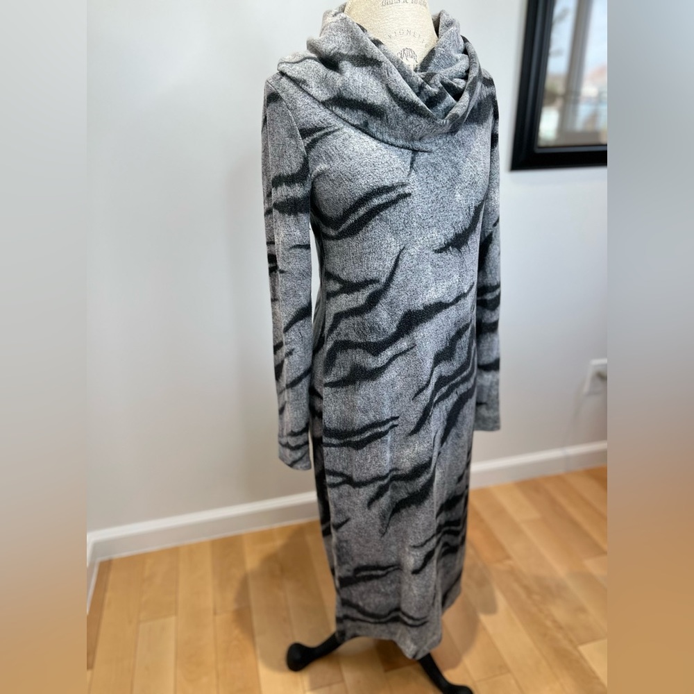 Long sleeve dress